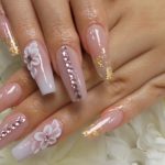 Curso de uñas acrílicas online para alcanzar un nivel profesional